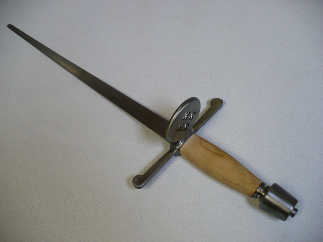 Ring Dagger with Pierced Plate